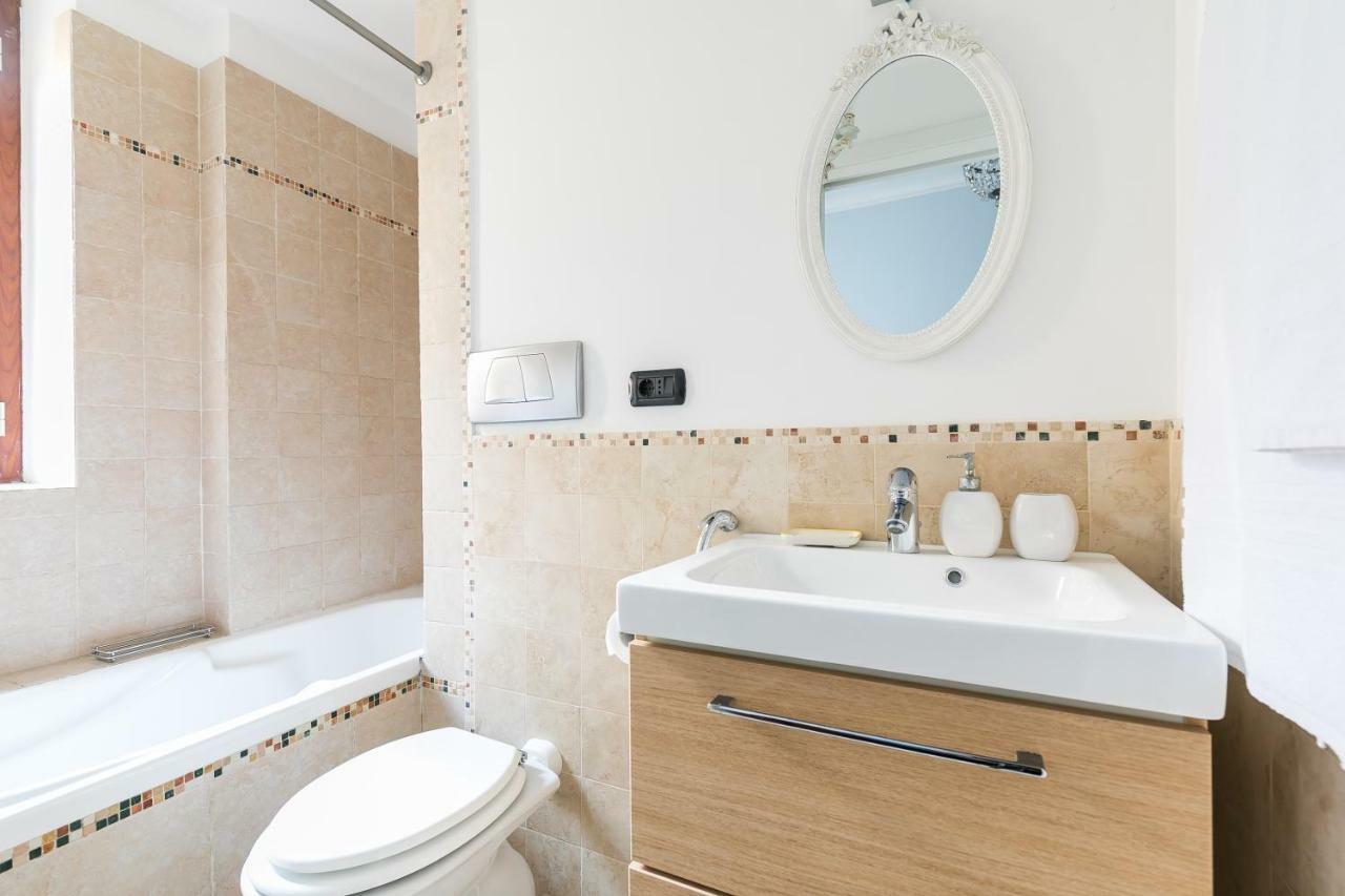 Vacanza Romana Guesthouse Rome Bagian luar foto